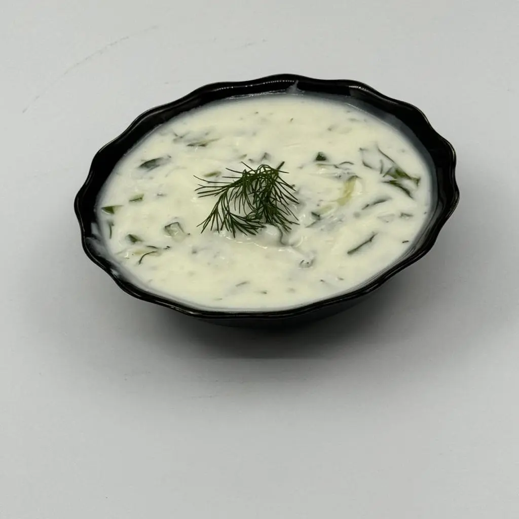 سلطة لبن